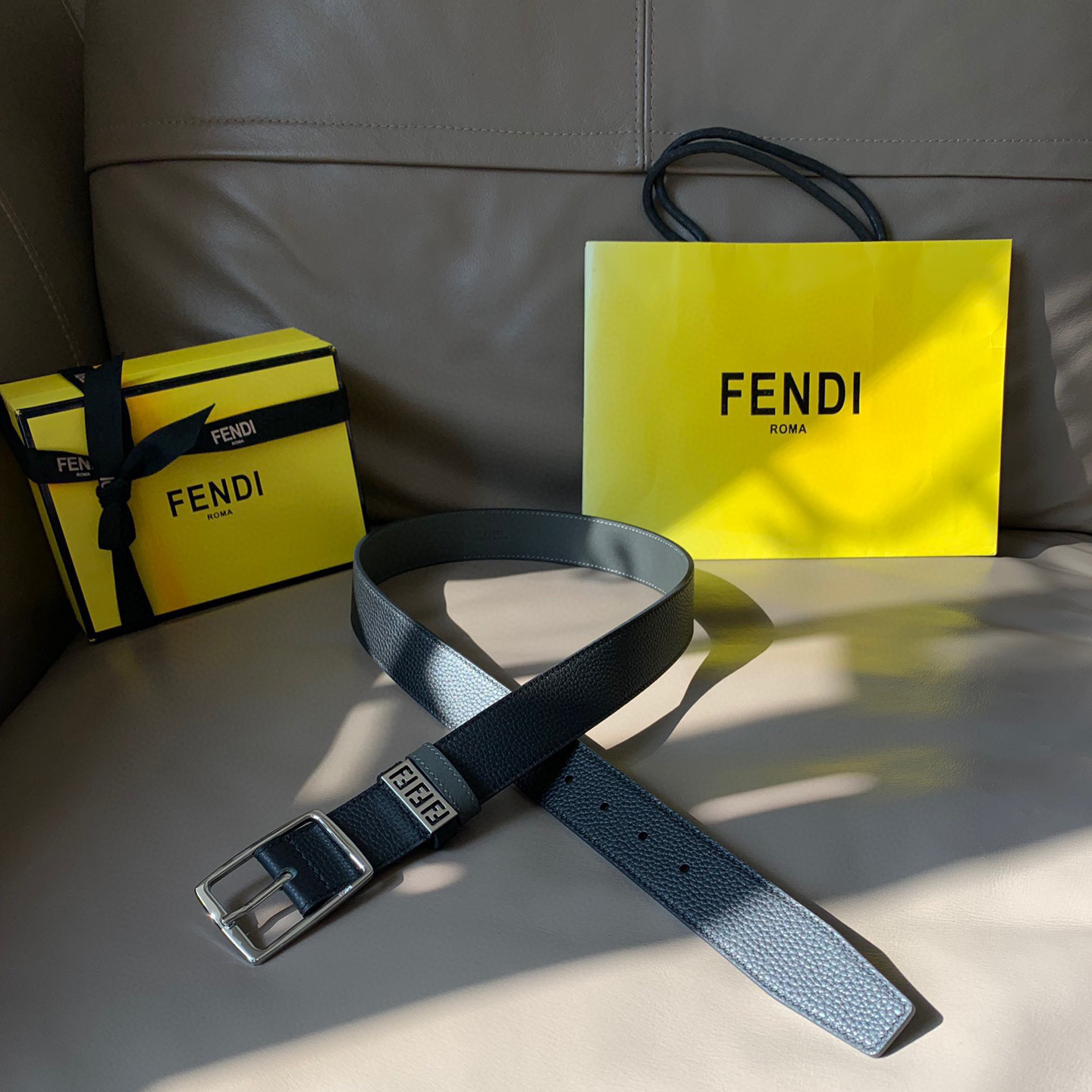 FENDI Men's Casual Needle Buckle Width 3.5cm Belt Comes with Two Belt Rings, One Adorned with Metal Nameplate and Engraved with FF Pattern Two tone Design Black Cuoio Romano Leather Material Gray Calf Inner Lining