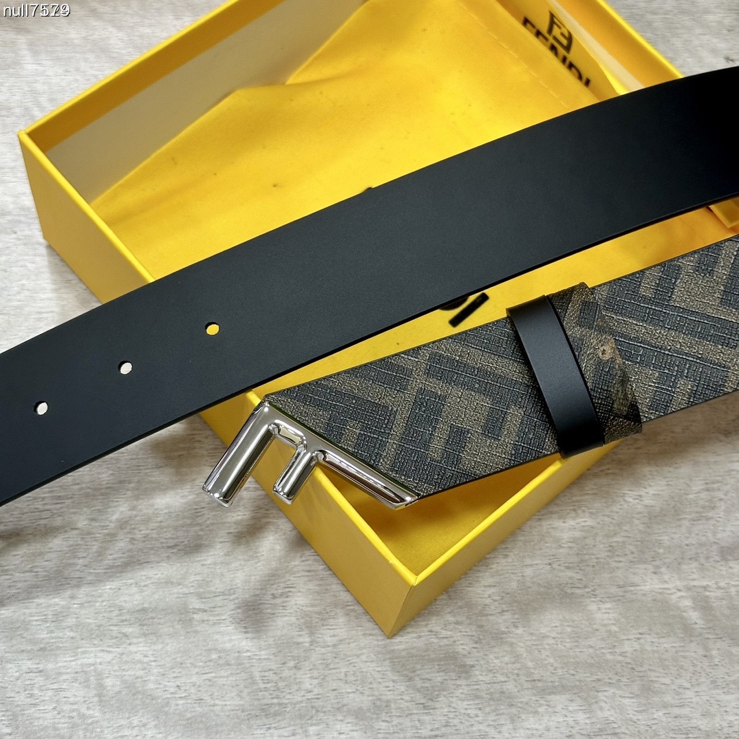 FENDI Unisex Casual Waist Belt Width 4.0cm Double Loop Front and Back Waist Belts F Nail Buckle Black Cuoio Romano Leather Material Back Fabric with Tobacco Yellow and Black FF Pattern Black Enamel Metal Finish Fashionable Classic Versatile Style