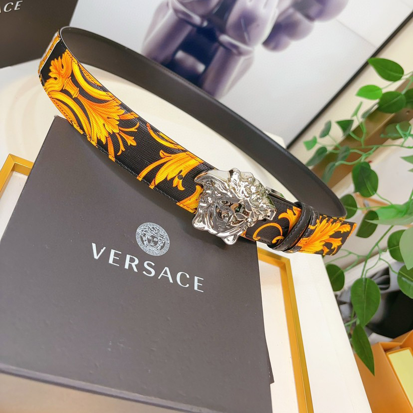 Versace Leather It Has A Thick Touch With Clear And Distinct Printing Patterns It Is A Fashionable And Classic Men's Belt A Designer Belt A Casual And Smooth Buckle Belt For Both Women And Men With A Width Of 4.0 Cm And With Box