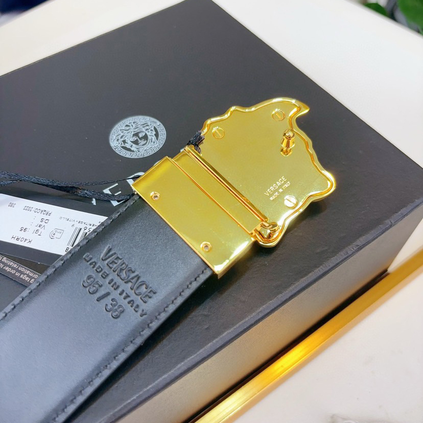 Versace Leather It Has A Thick Touch With Clear And Distinct Printing Patterns It Is A Fashionable And Classic Men's Belt A Designer Belt A Casual And Smooth Buckle Belt For Both Women And Men With A Width Of 4.0 Cm And With Box