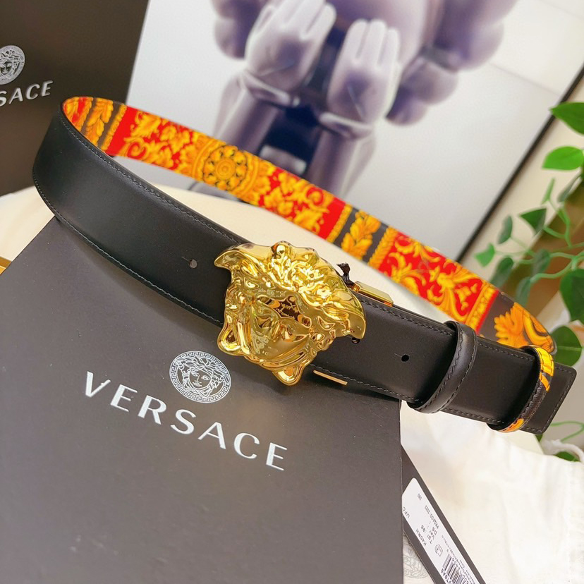 Versace Leather It Has A Thick Touch With Clear And Distinct Printing Patterns It Is A Fashionable And Classic Men's Belt A Designer Belt A Casual And Smooth Buckle Belt For Both Women And Men With A Width Of 4.0 Cm And With Box