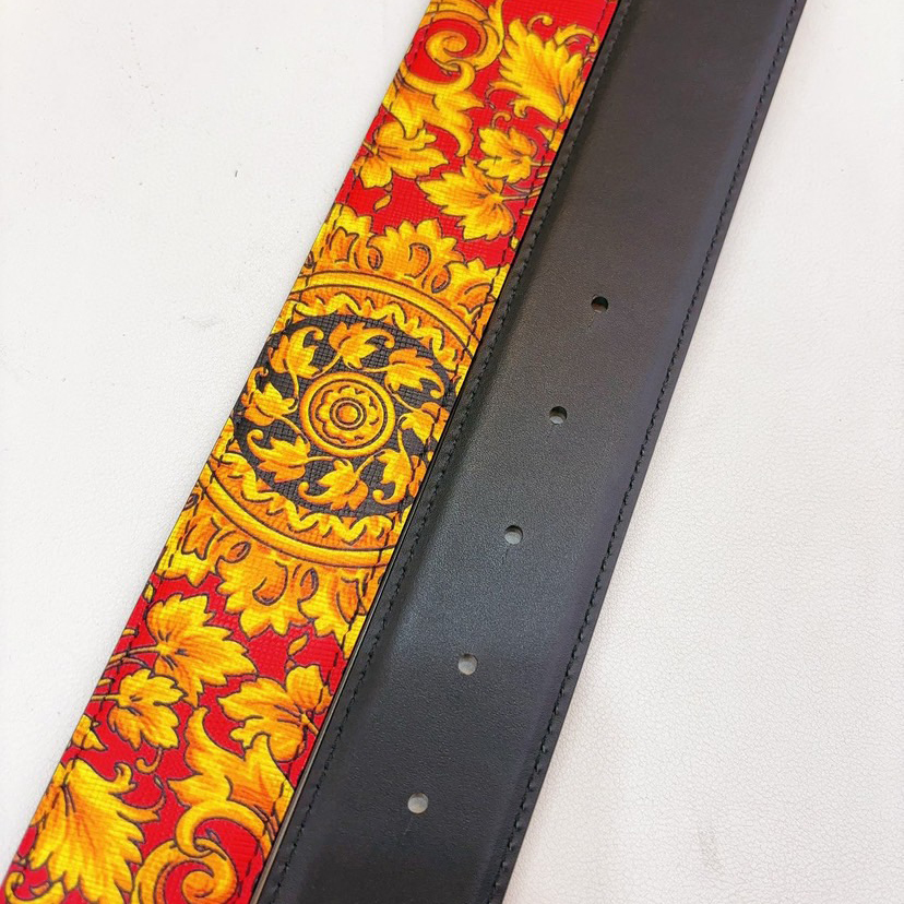 Versace Leather It Has A Thick Touch With Clear And Distinct Printing Patterns It Is A Fashionable And Classic Men's Belt A Designer Belt A Casual And Smooth Buckle Belt For Both Women And Men With A Width Of 4.0 Cm And With Box