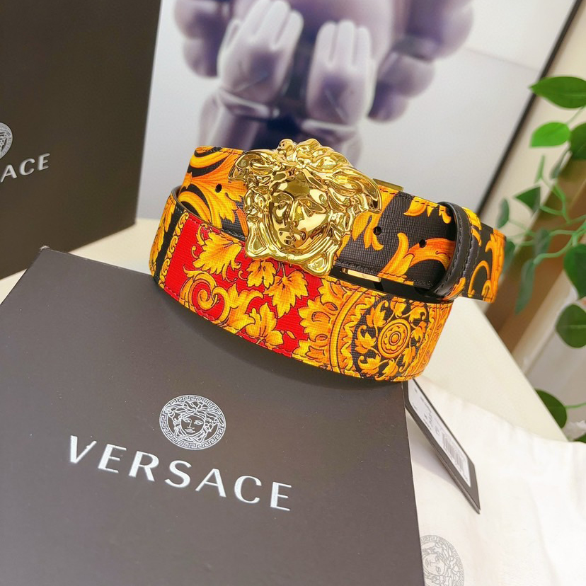 Versace Leather It Has A Thick Touch With Clear And Distinct Printing Patterns It Is A Fashionable And Classic Men's Belt A Designer Belt A Casual And Smooth Buckle Belt For Both Women And Men With A Width Of 4.0 Cm And With Box