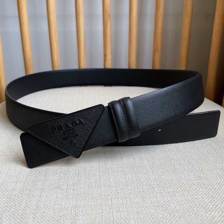 Prada Designer Belt Men Belts Women's Brand Belt Buckle Belt Is A Multifunctional Combination Accessory Series That Can Be Easily Paired With A Triangular Logo Through The Universal Simplicity Of Women And Men With A Width Of 3.5cm And With Box