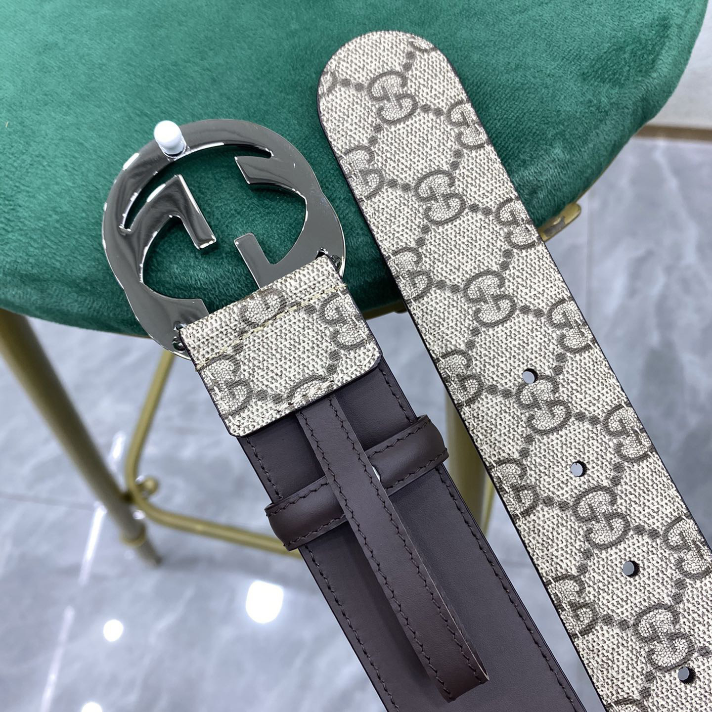 Gucci Leather It Has A Thick Touch With Clear And Distinct Printing Patterns It Is A Fashionable And Classic Men's Belt A Designer Belt A Casual And Smooth Buckle Belt For Both Women And Men With A Width Of 4.0cm And With Box