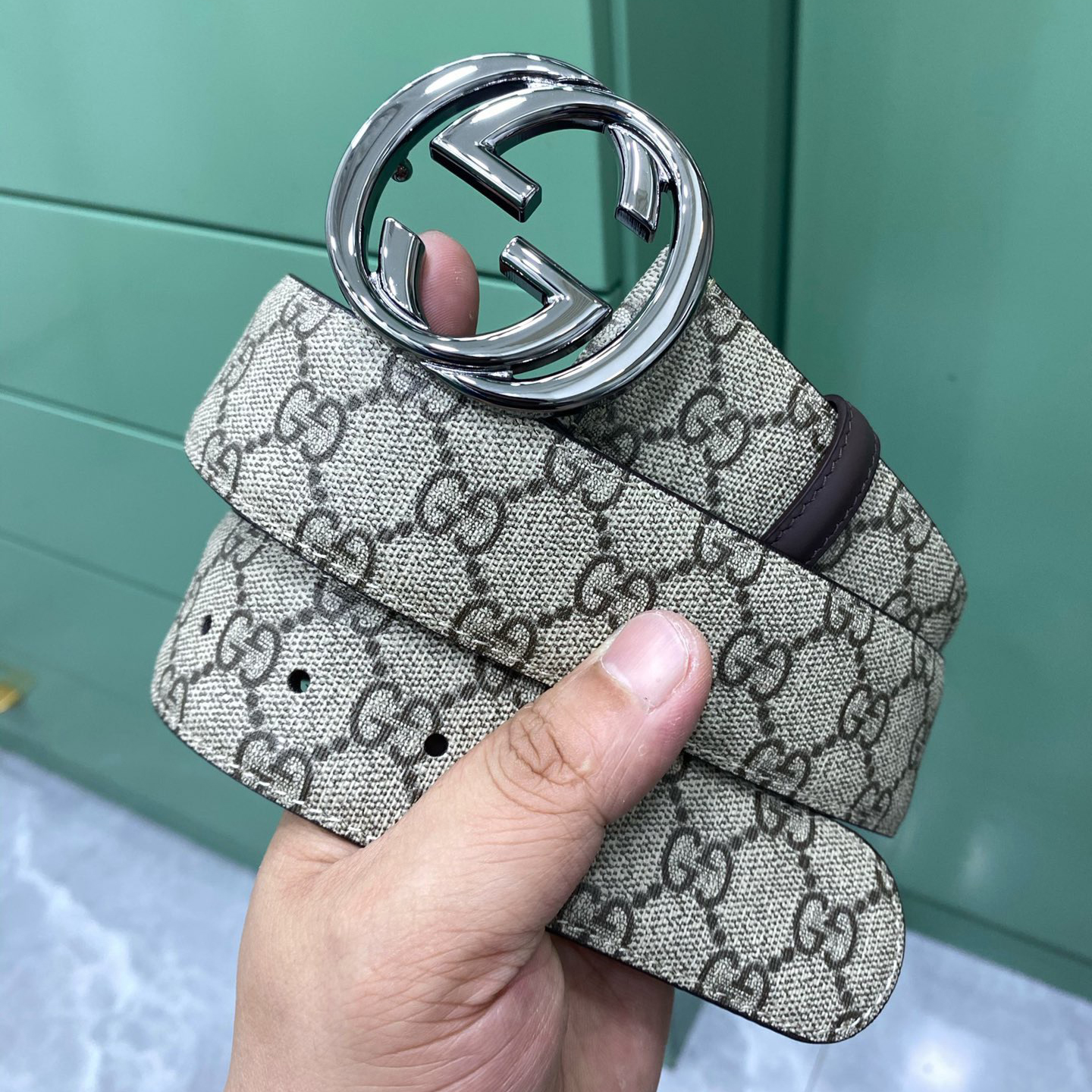 Gucci Leather It Has A Thick Touch With Clear And Distinct Printing Patterns It Is A Fashionable And Classic Men's Belt A Designer Belt A Casual And Smooth Buckle Belt For Both Women And Men With A Width Of 4.0cm And With Box