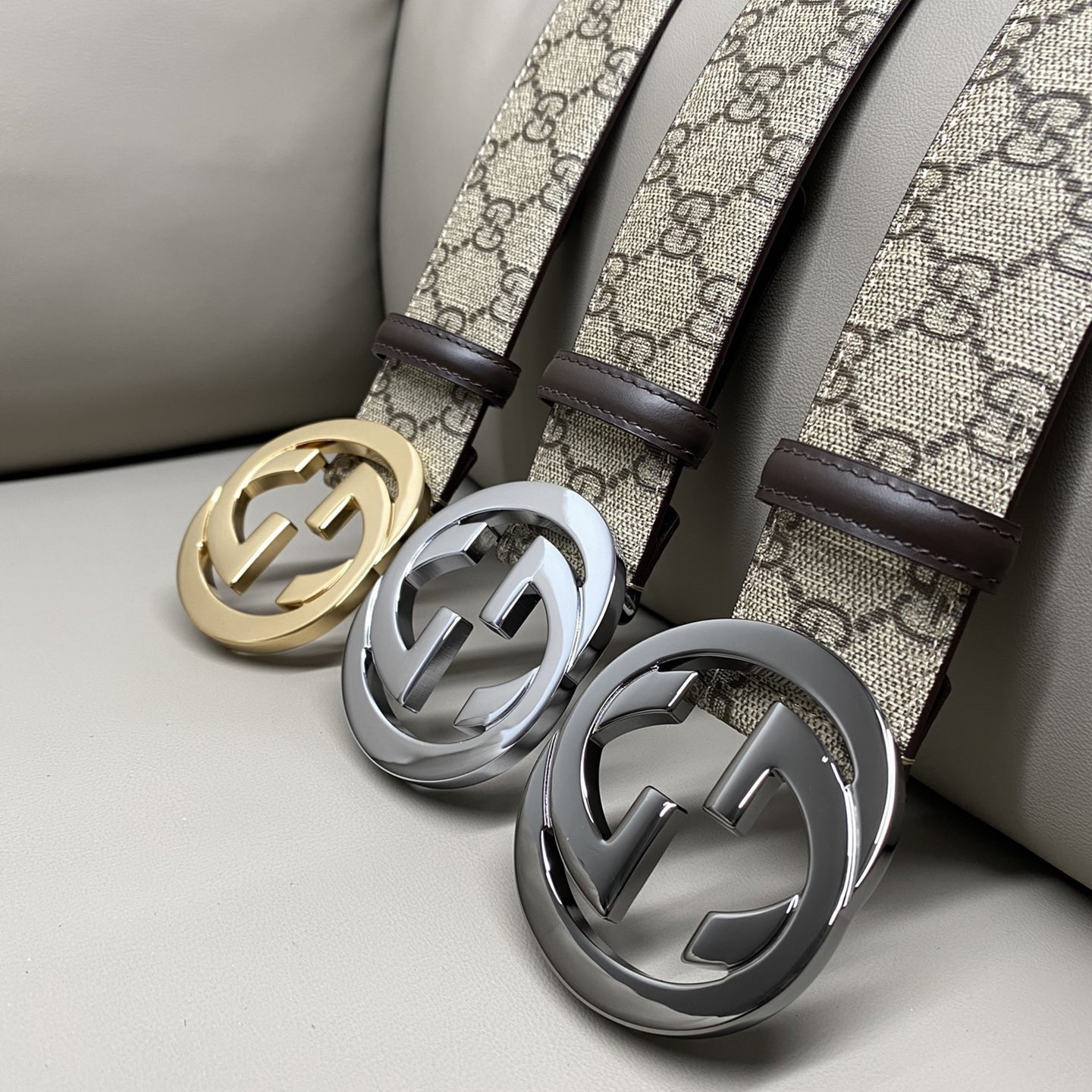 Gucci Leather It Has A Thick Touch With Clear And Distinct Printing Patterns It Is A Fashionable And Classic Men's Belt A Designer Belt A Casual And Smooth Buckle Belt For Both Women And Men With A Width Of 4.0cm And With Box