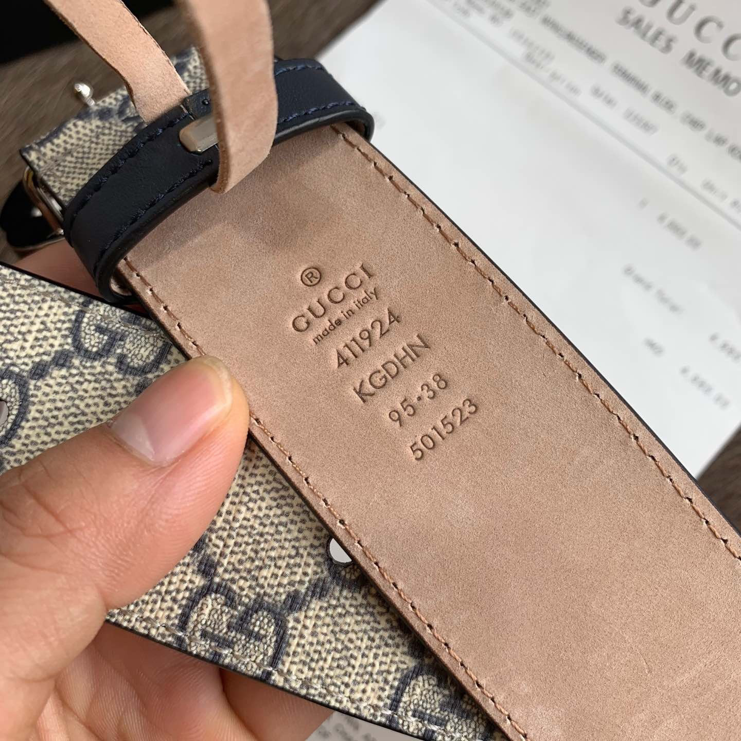 Gucci Leather It Has A Thick Touch With Clear And Distinct Printing Patterns It Is A Fashionable And Classic Men's Belt A Designer Belt A Casual And Smooth Buckle Belt For Both Women And Men With A Width Of 4.0cm And With Box