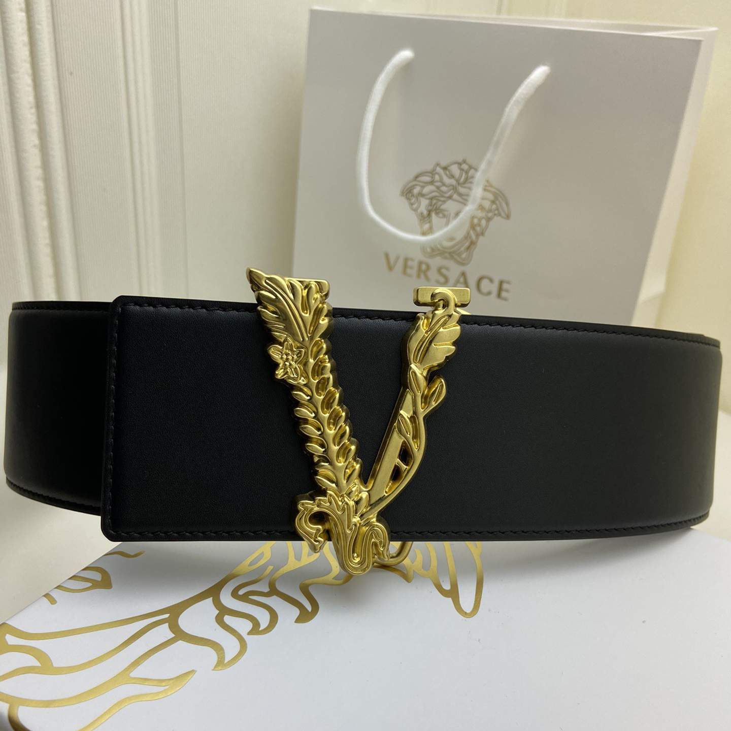 Versace Designer Belt Men Belts Women's Brand Belt Luxury Belt Features A Double-Sided Cowhide Matte Bottom With A Super Soft Feel Exclusive Customization Of Antique Gold Patterned Hardware Elegant And Luxurious Casual Style Fashionable Taste