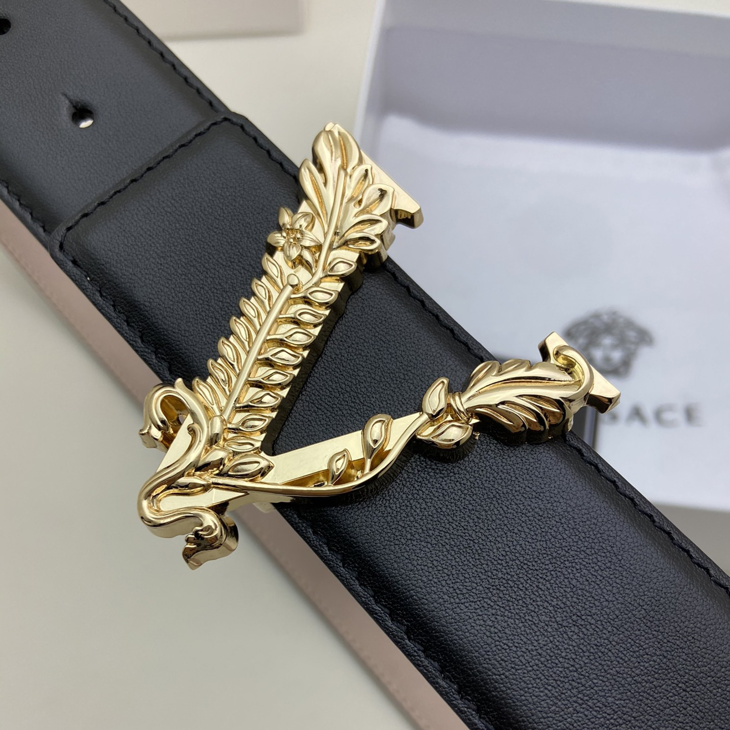 Versace Classic Designer Belt Belts For Women Man Designer Casual Letter Smooth Buckle Belt Couple Lovers Style