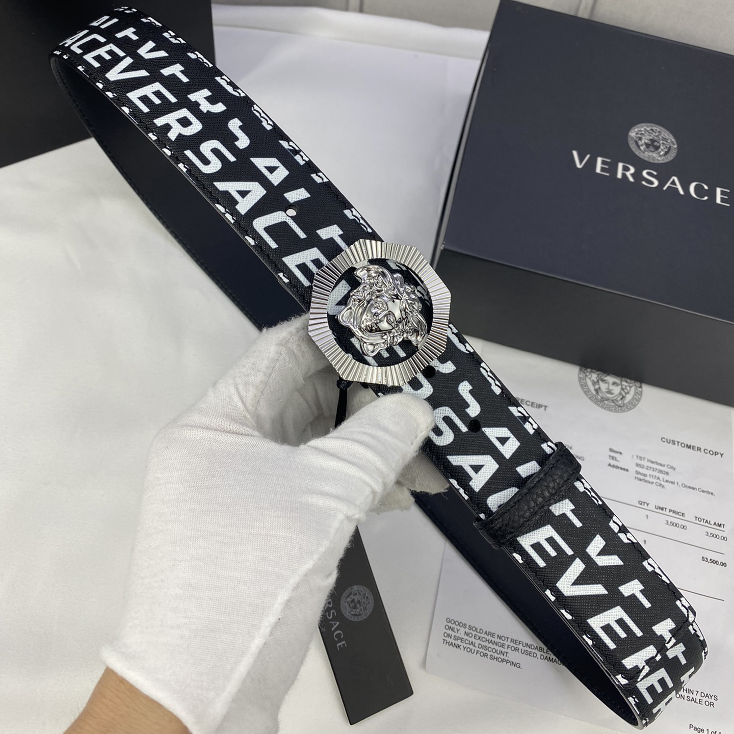 Versace Leather It Has A Thick Touch With Clear And Distinct Printing Patterns It Is A Fashionable And Classic Men's Belt A Designer Belt A Casual And Smooth Buckle Belt For Both Women And Men With A Width Of 4.0cm And With Box