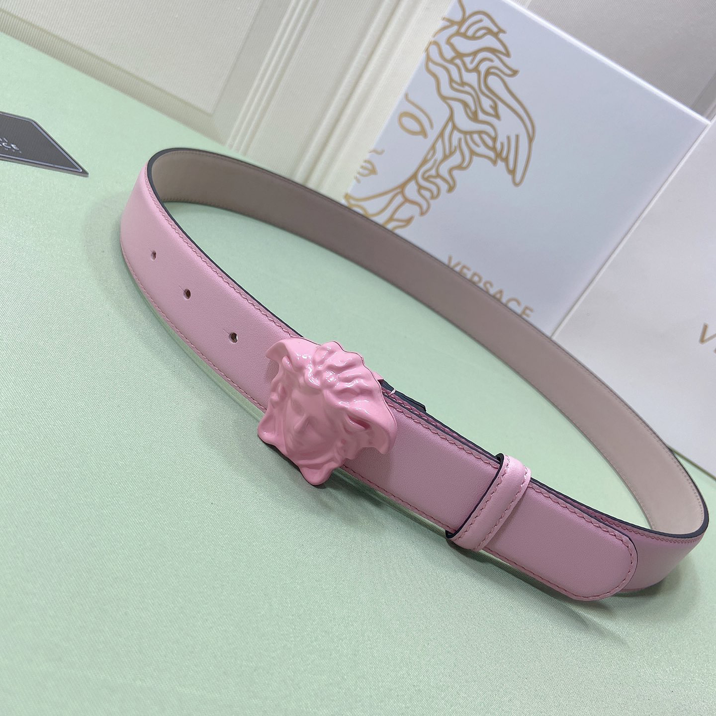 Versace Designer Belt Mens Belts Womens Brand Belt Adopting Double-Sided Cowhide With Fashionable Personality Elegant And Luxurious Casual Style Fashionable Taste Practical And Versatile Woman Men Belt Fashion Designer High Quality Belt