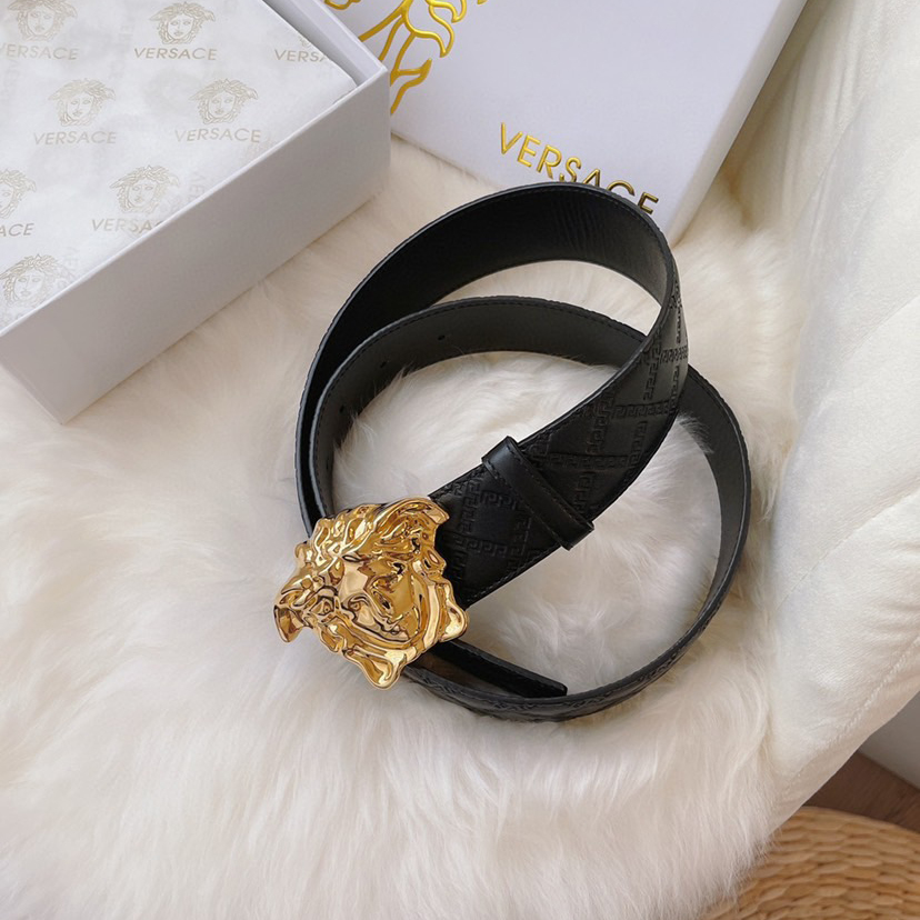 Versace Leather It Has A Thick Touch With Clear And Distinct Printing Patterns It Is A Fashionable And Classic Men's Belt A Designer Belt A Casual And Smooth Buckle Belt For Both Women And Men With A Width Of 4.0cm And With Box
