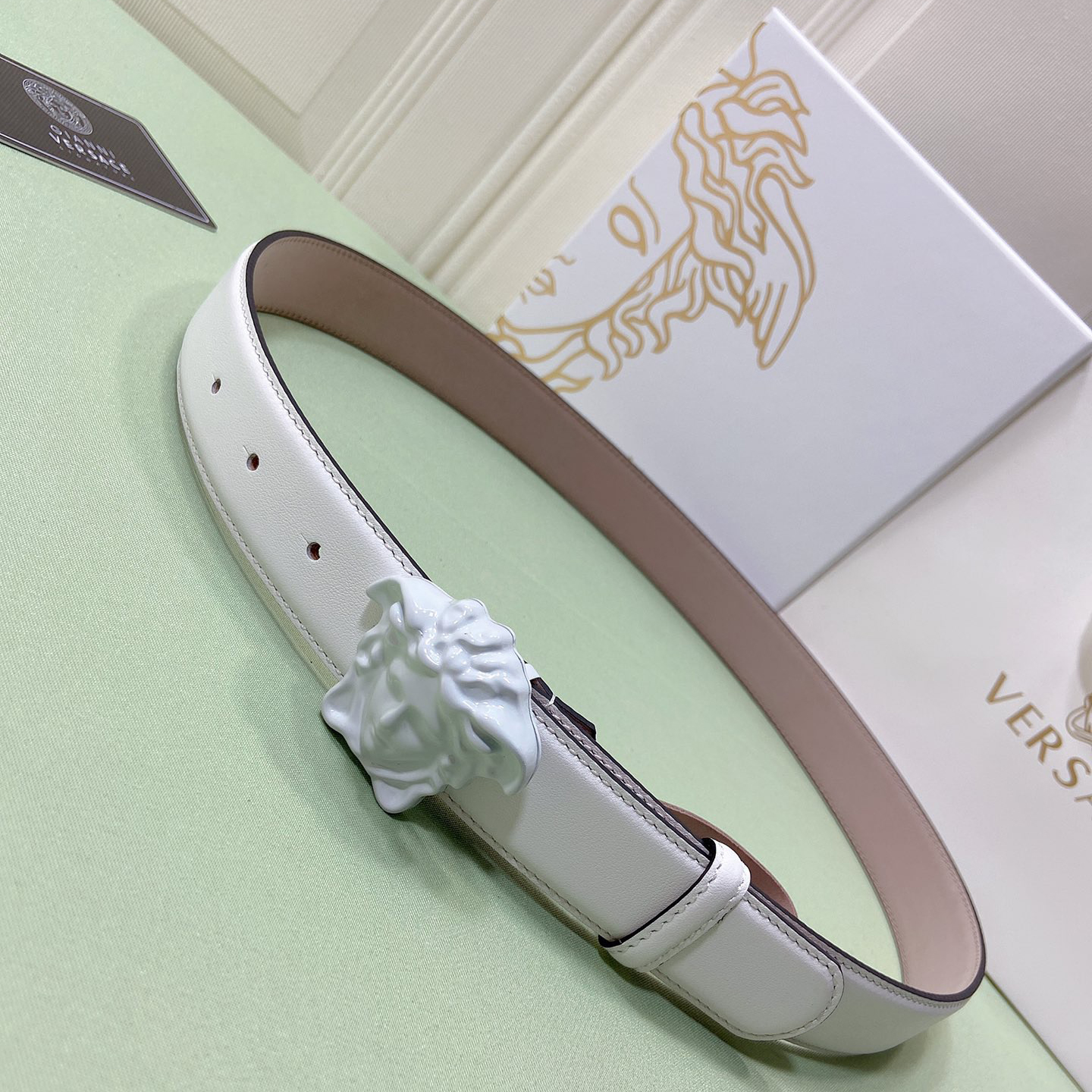 Versace Designer Belt Mens Belts Womens Brand Belt Adopting Double-Sided Cowhide With Fashionable Personality Elegant And Luxurious Casual Style Fashionable Taste Practical And Versatile Woman Men Belt Fashion Designer High Quality Belt