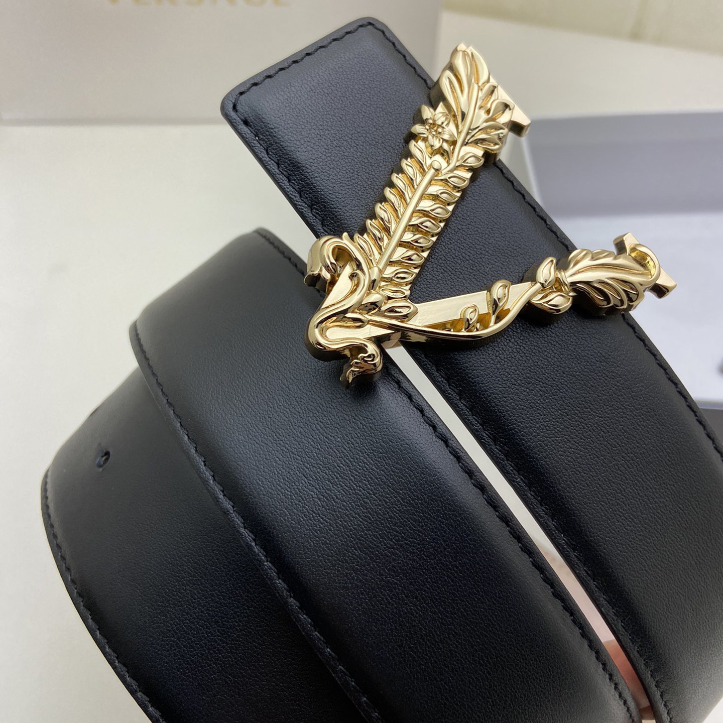 Versace Classic Designer Belt Belts For Women Man Designer Casual Letter Smooth Buckle Belt Couple Lovers Style