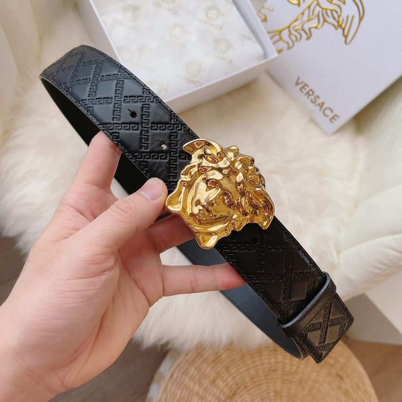Versace Leather It Has A Thick Touch With Clear And Distinct Printing Patterns It Is A Fashionable And Classic Men's Belt A Designer Belt A Casual And Smooth Buckle Belt For Both Women And Men With A Width Of 4.0cm And With Box