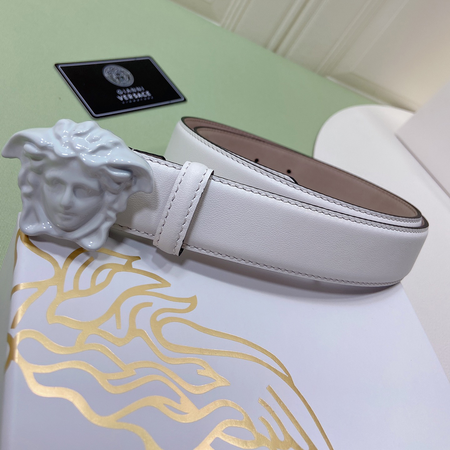 Versace Designer Belt Mens Belts Womens Brand Belt Adopting Double-Sided Cowhide With Fashionable Personality Elegant And Luxurious Casual Style Fashionable Taste Practical And Versatile Woman Men Belt Fashion Designer High Quality Belt