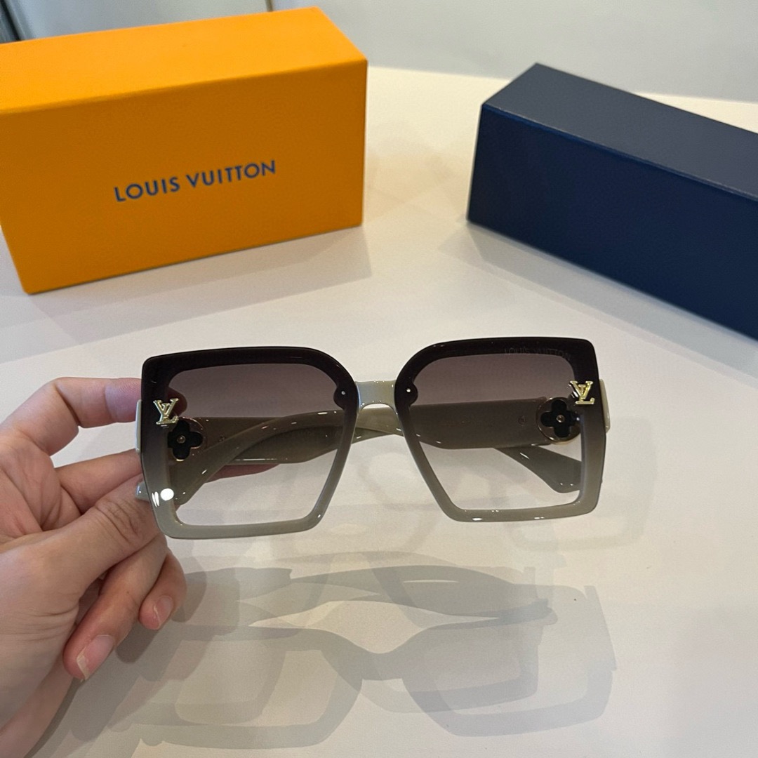 LV Sunglasses Fashion Glasses Frame Designer Sunglass Womens Anti-Radiation Polarized Lenses Mens Retro Eyeglasses With Box