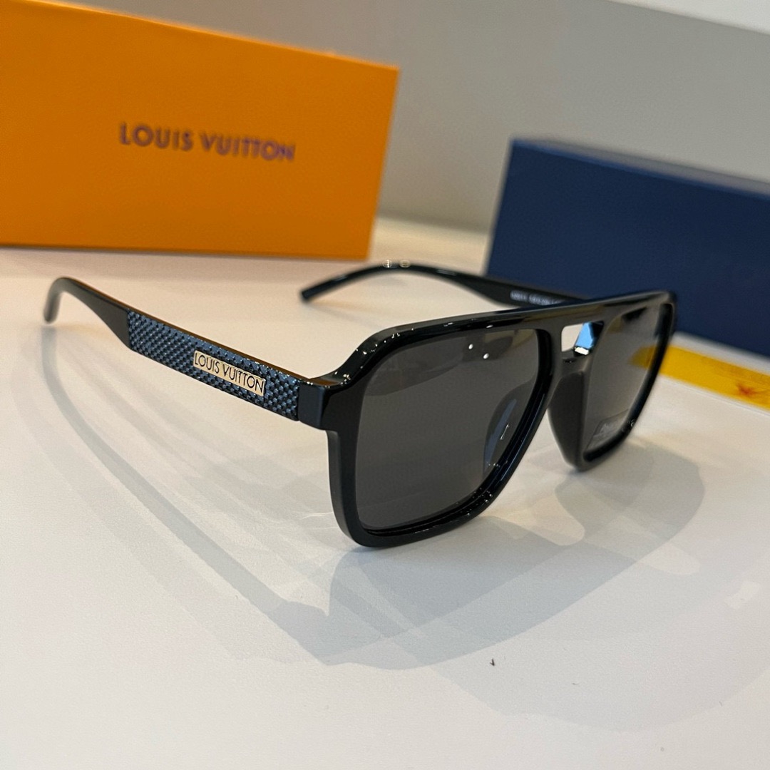 LV Sunglasses Fashion Glasses Frame Designer Sunglass Womens Anti-Radiation Polarized Lenses Mens Retro Eyeglasses With Box