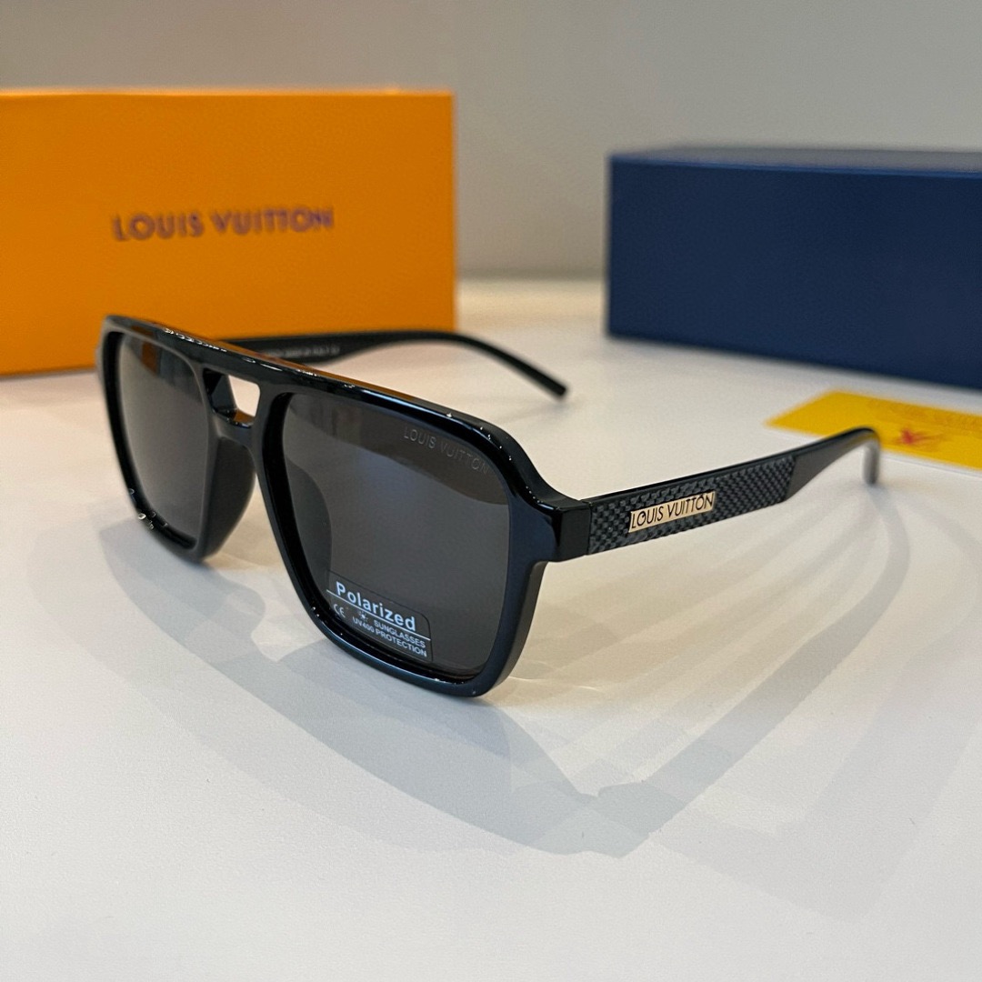 LV Sunglasses Fashion Glasses Frame Designer Sunglass Womens Anti-Radiation Polarized Lenses Mens Retro Eyeglasses With Box