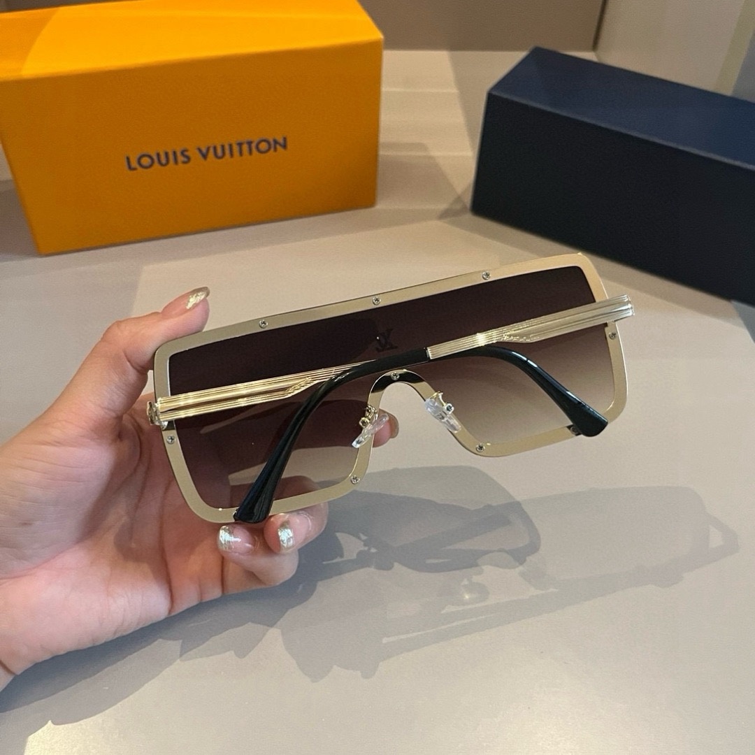 LV Designer Sunglasses Men For Women Oval Frame Metal Mirror Legs Sunglasses Retro Small Round Frame Sexy Little Women Fashion Luxury Glasses With Box