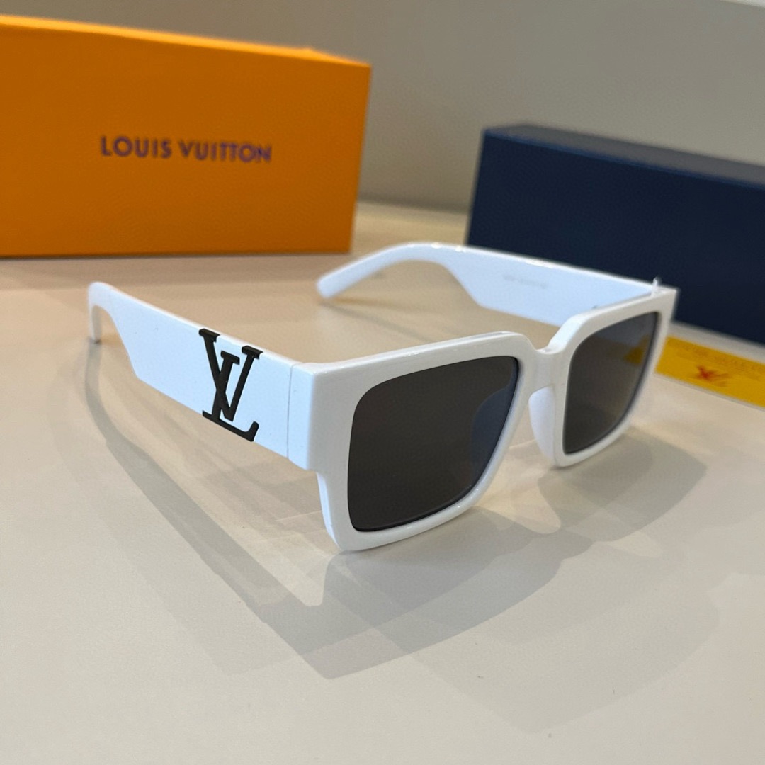 LV Sunglasses Fashion Glasses Oval Frame Designer Sunglass Womens Anti-Radiation Polarized Lenses Mens Retro Eyeglasses With Box
