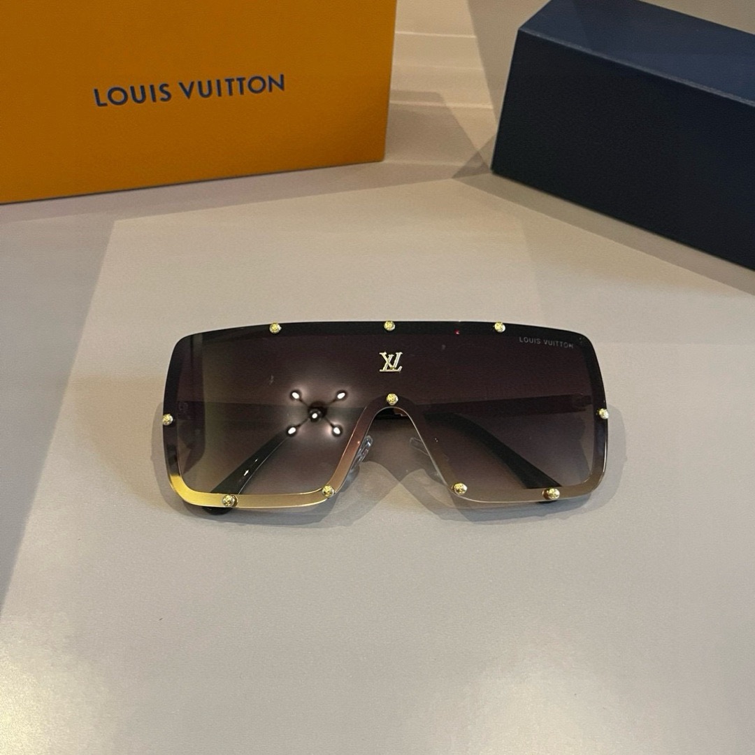 LV Designer Sunglasses Men For Women Oval Frame Metal Mirror Legs Sunglasses Retro Small Round Frame Sexy Little Women Fashion Luxury Glasses With Box