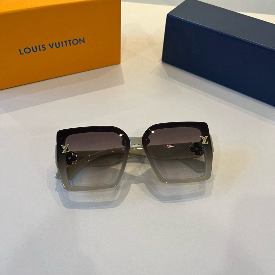 LV Sunglasses Fashion Glasses Frame Designer Sunglass Womens Anti-Radiation Polarized Lenses Mens Retro Eyeglasses With Box