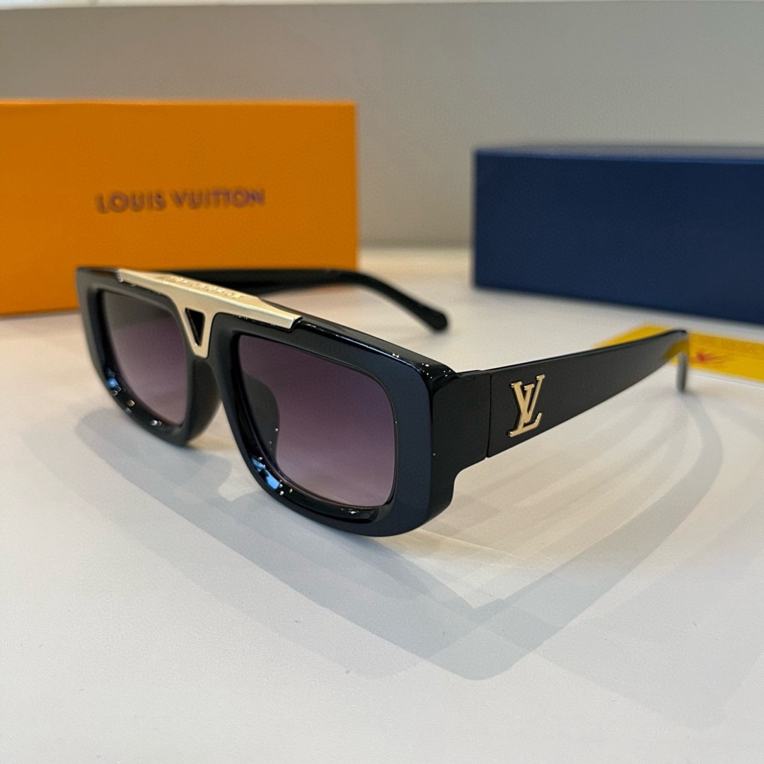 LV Sunglasses Fashion Glasses Oval Frame Designer Sunglass Womens Anti-Radiation Polarized Lenses Mens Retro Eyeglasses With Box