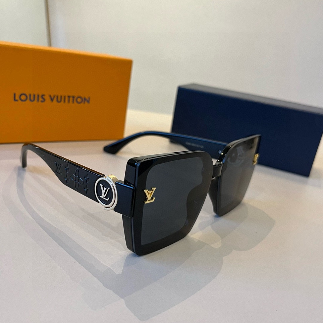 LV Sunglasses Fashion Glasses Frame Designer Sunglass Womens Anti-Radiation Polarized Lenses Mens Retro Eyeglasses With Box