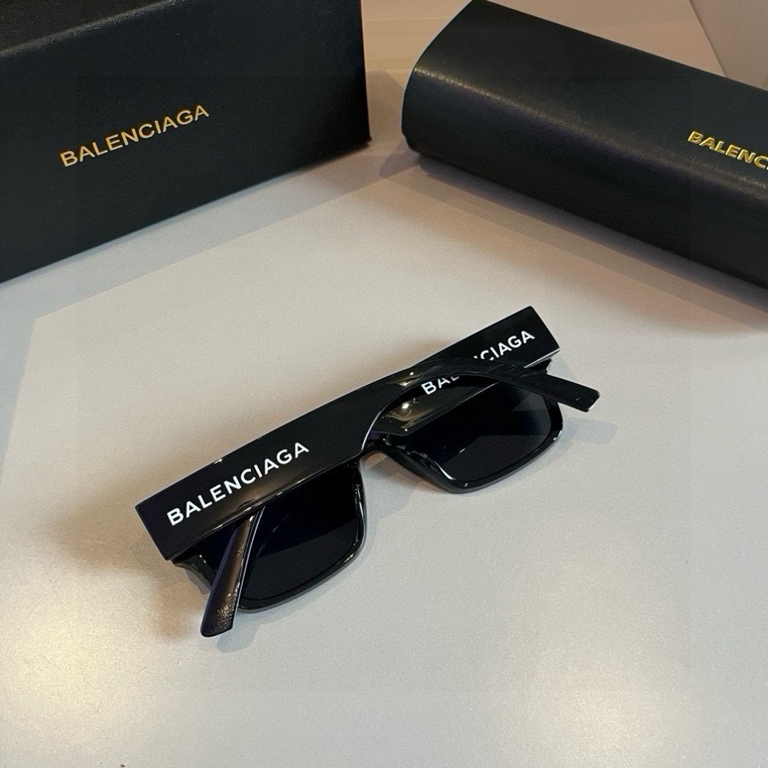 BALENCIAGA Top Sunglasses Fashion Glasses Oval Frame Designer Sunglass Womens Anti-Radiation Polarized Lenses Mens Retro Eyeglasses With Box