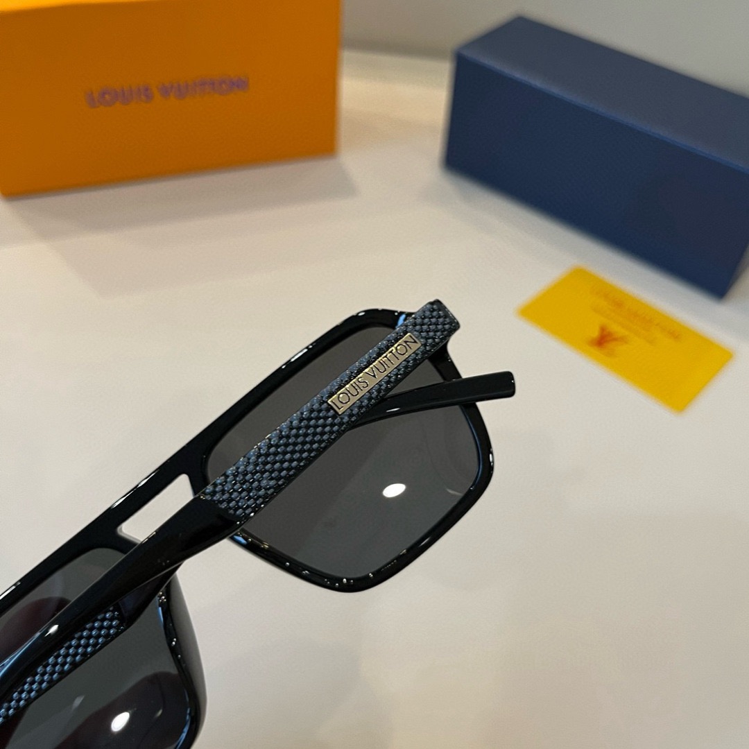 LV Sunglasses Fashion Glasses Frame Designer Sunglass Womens Anti-Radiation Polarized Lenses Mens Retro Eyeglasses With Box