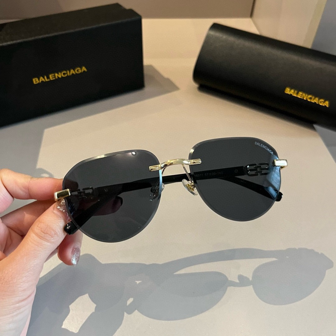 BALENCIAGA Designer Sunglasses Men For Women Oval Frame Metal Mirror Legs Sunglasses Retro Small Round Frame Sexy Little Women Fashion Luxury Glasses With Box