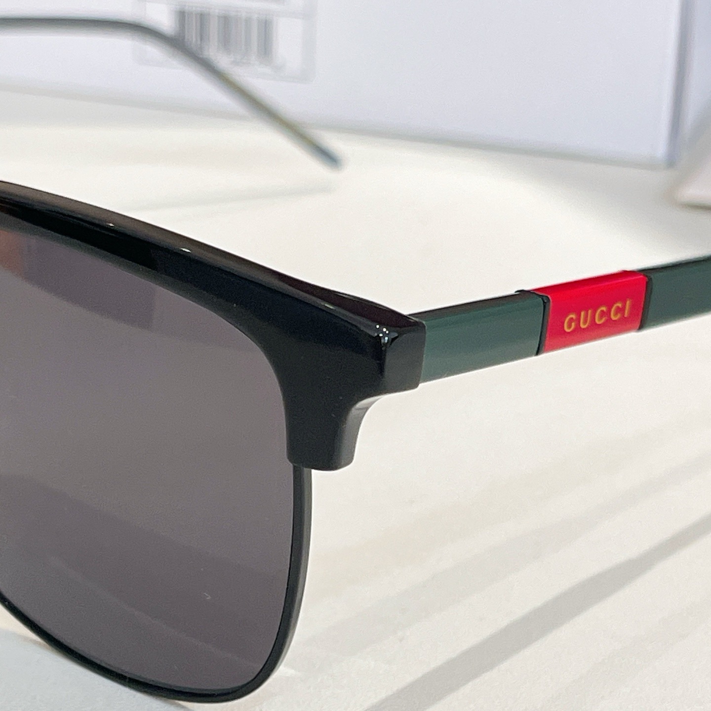 Gucci Designer Sunglasses For Women Luxury Mens Sunglasses Classic Rectangular Metal Frame Glasses Goggle Outdoor Beach Sun Protection Glasses Driving Sun Glasses