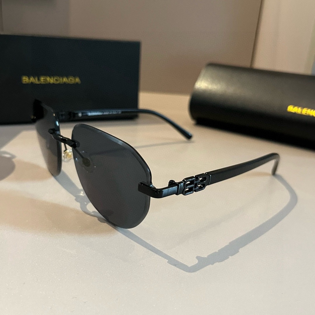 BALENCIAGA Designer Sunglasses Men For Women Oval Frame Metal Mirror Legs Sunglasses Retro Small Round Frame Sexy Little Women Fashion Luxury Glasses With Box