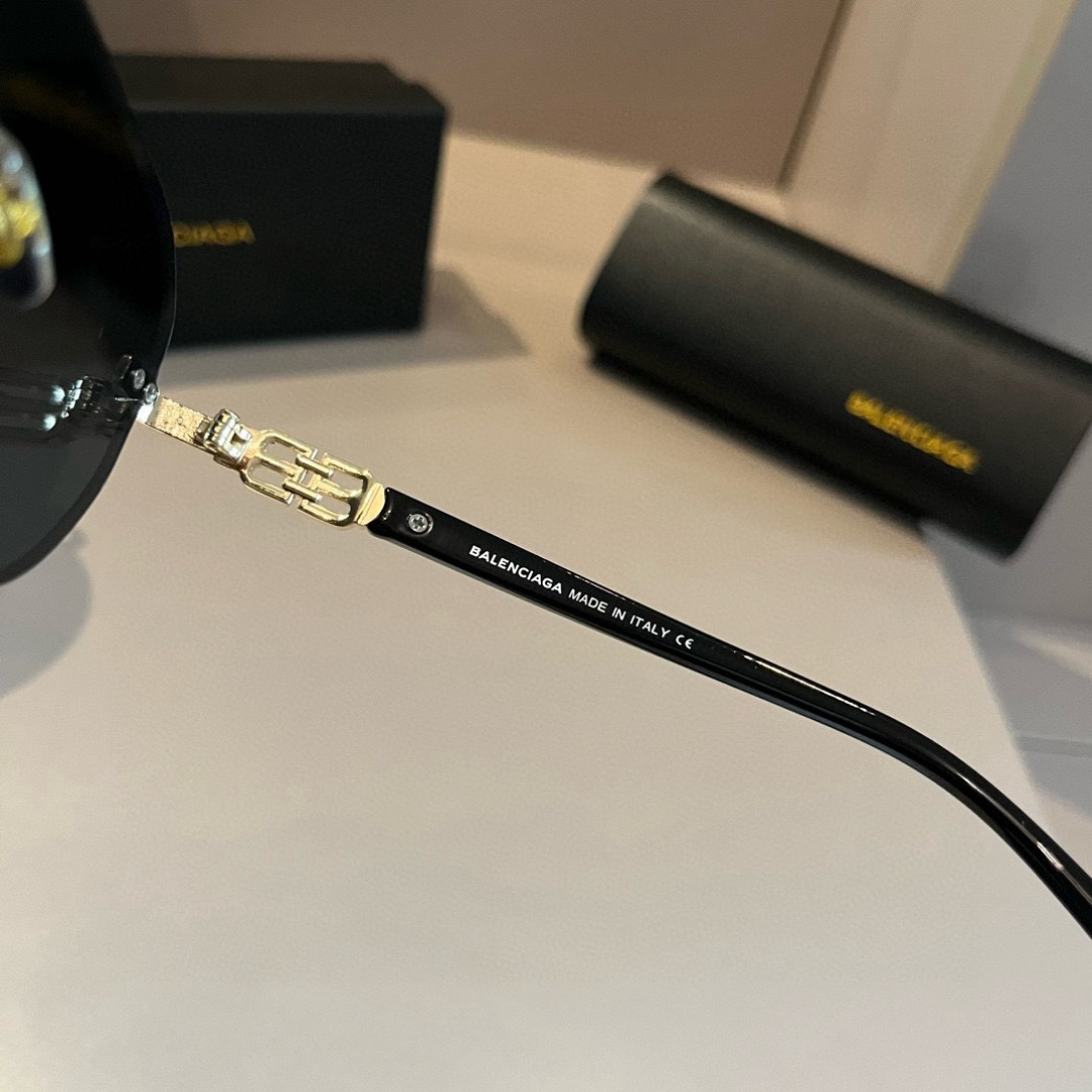 BALENCIAGA Designer Sunglasses Men For Women Oval Frame Metal Mirror Legs Sunglasses Retro Small Round Frame Sexy Little Women Fashion Luxury Glasses With Box