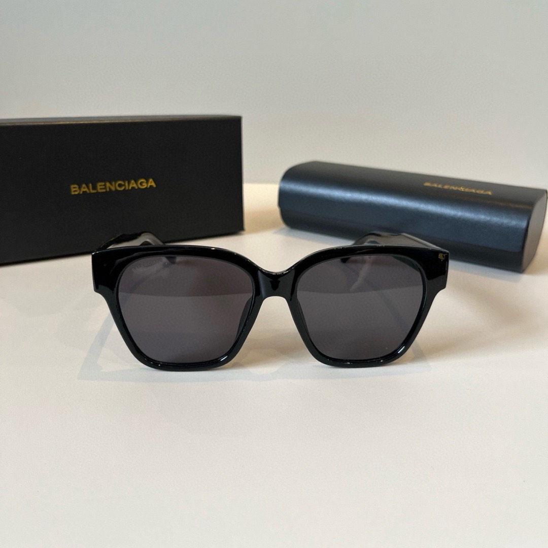 BALENCIAGA Sunglasses Fashion Glasses Oval Frame Designer Sunglass Womens Anti-Radiation Polarized Lenses Mens Retro Eyeglasses With Box