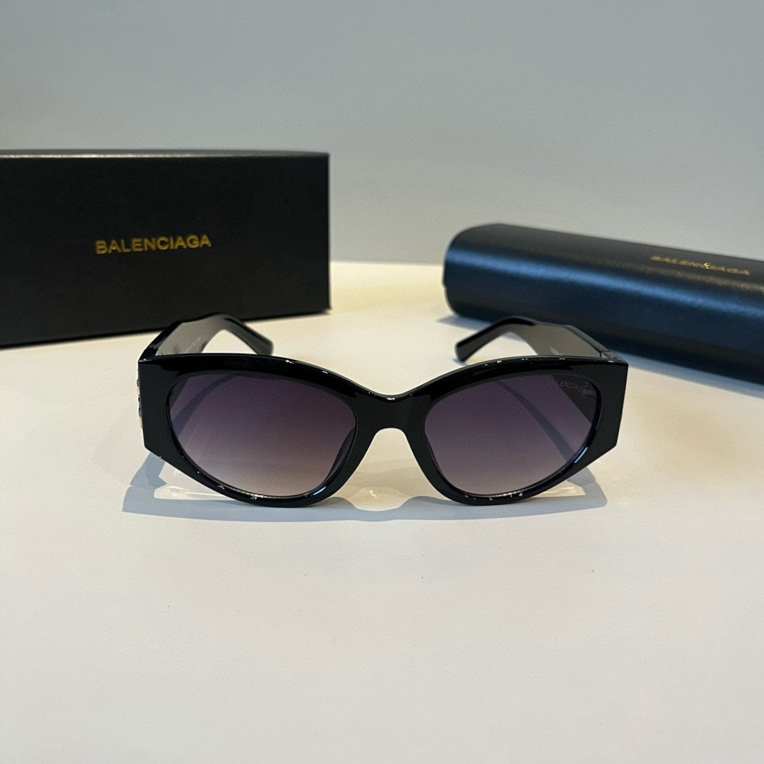 BALENCIAGA Sunglasses Fashion Glasses Oval Frame Designer Sunglass Womens Anti-Radiation Polarized Lenses Mens Retro Eyeglasses With Box