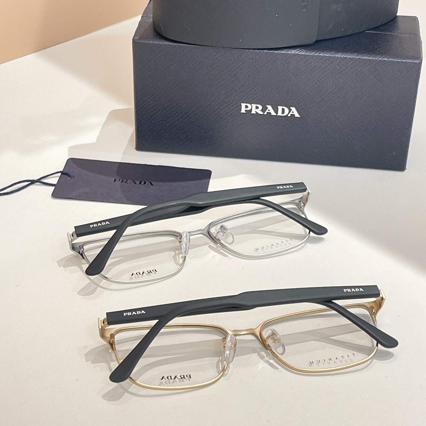 Prada Designer Sunglasses For Women Luxury Mens Sunglasses Classic Rectangular Metal Frame Glasses Goggle Outdoor Beach Sun Protection Glasses Driving Sun Glasses