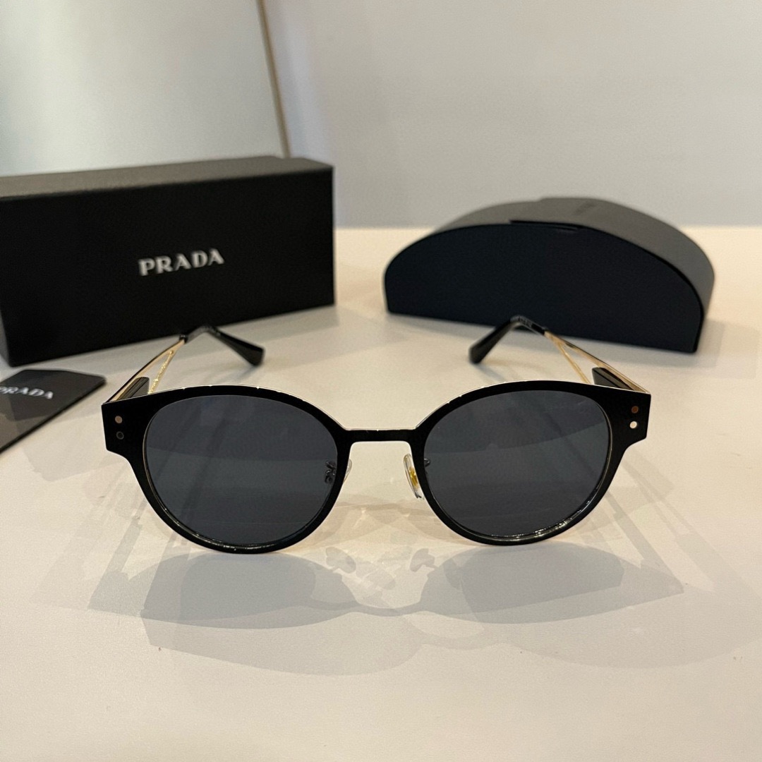 Prada Designer Sunglasses Men For Women Oval Frame Metal Mirror Legs Sunglasses Retro Small Frame Sexy Little Women Fashion Luxury Glasses With Box