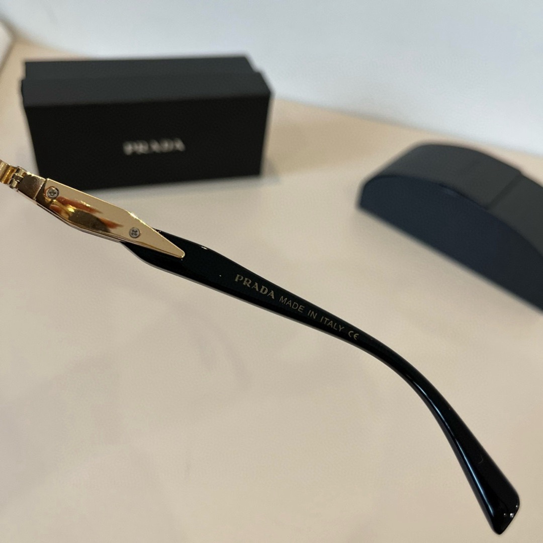 Prada Designer Sunglasses Men For Women Oval Frame Metal Mirror Legs Sunglasses Retro Small Frame Sexy Little Women Fashion Luxury Glasses With Box