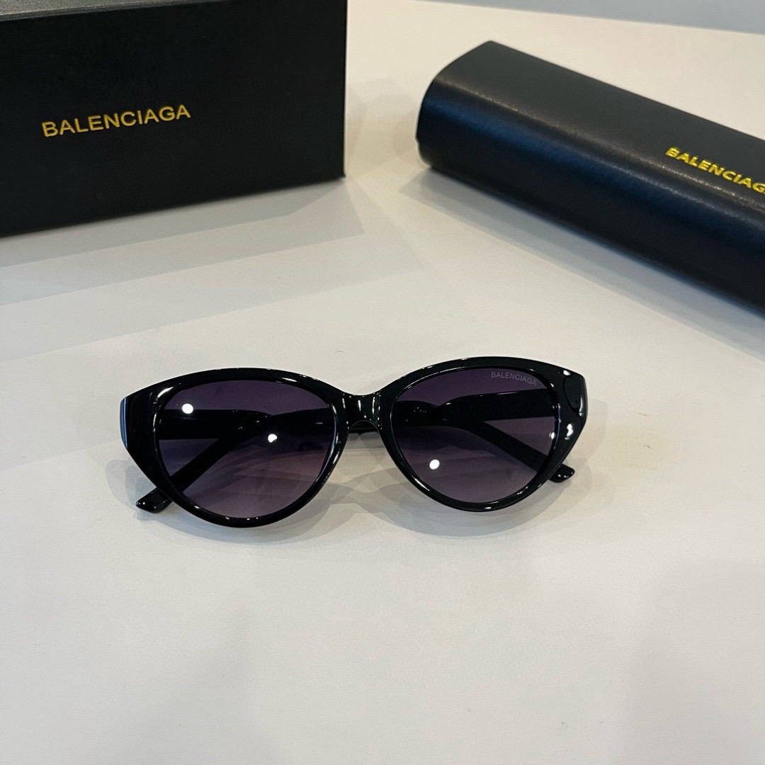 BALENCIAGA Sunglasses Fashion Glasses Oval Frame Designer Sunglass Womens Anti-Radiation Polarized Lenses Mens Retro Eyeglasses With Box