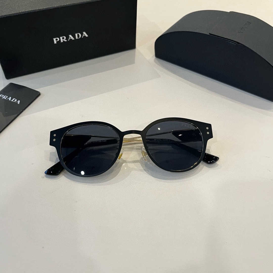 Prada Designer Sunglasses Men For Women Oval Frame Metal Mirror Legs Sunglasses Retro Small Frame Sexy Little Women Fashion Luxury Glasses With Box