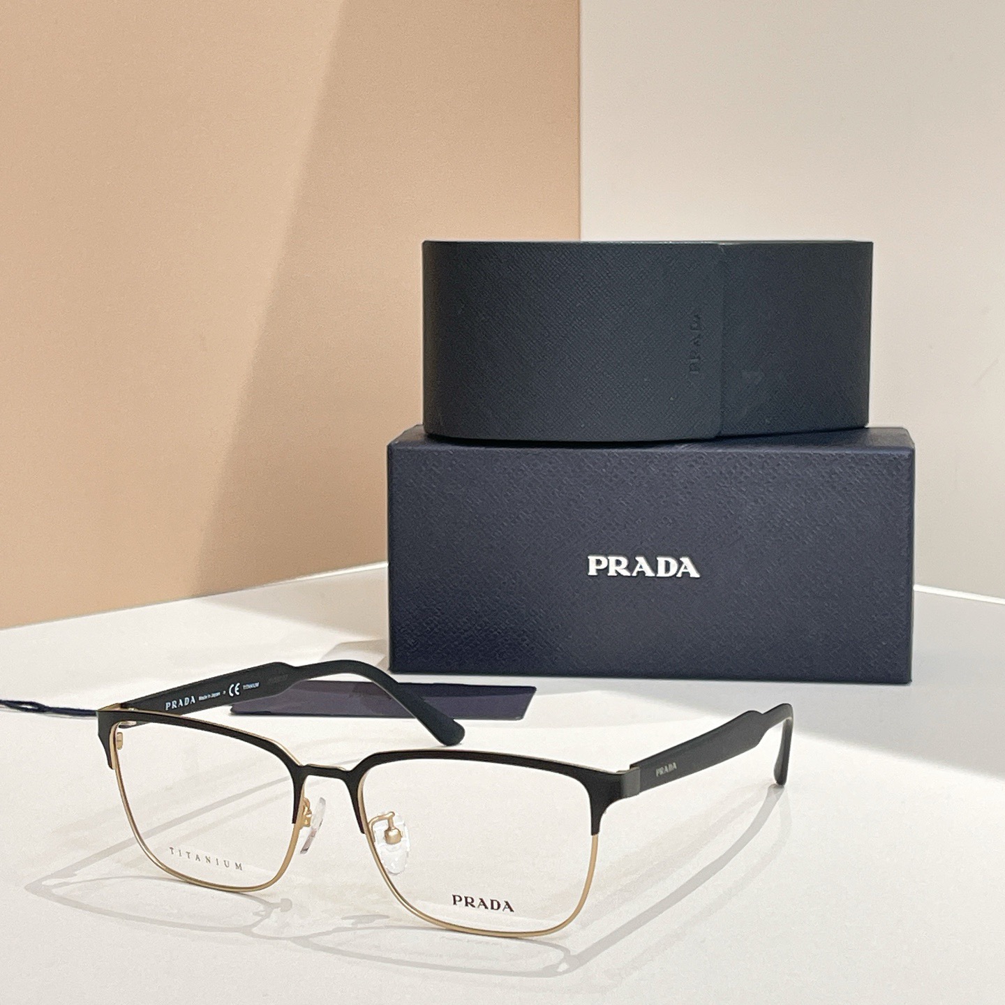 Prada Designer Sunglasses For Women Luxury Mens Sunglasses Classic Rectangular Metal Frame Glasses Goggle Outdoor Beach Sun Protection Glasses Driving Sun Glasses