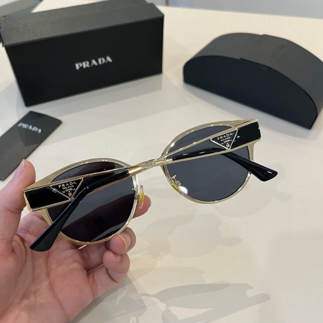 Prada Designer Sunglasses Men For Women Oval Frame Metal Mirror Legs Sunglasses Retro Small Frame Sexy Little Women Fashion Luxury Glasses With Box