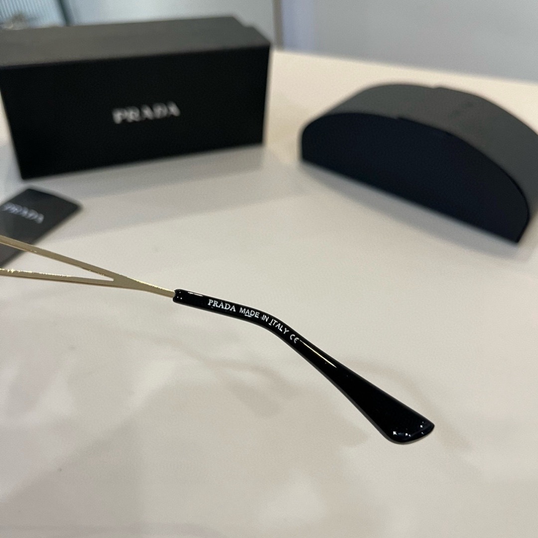 Prada Designer Sunglasses Men For Women Oval Frame Metal Mirror Legs Sunglasses Retro Small Frame Sexy Little Women Fashion Luxury Glasses With Box