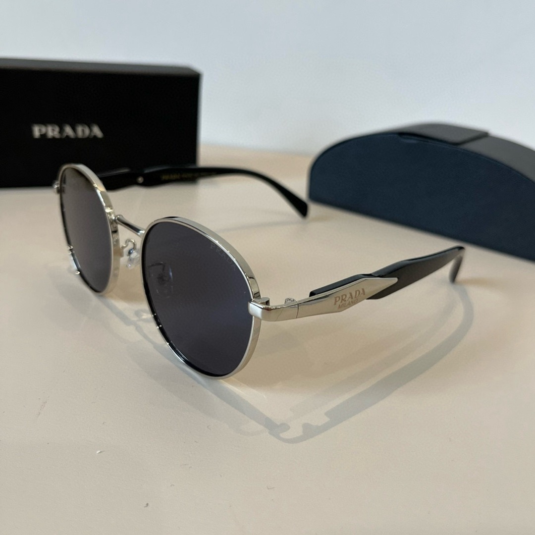 Prada Designer Sunglasses Men For Women Oval Frame Metal Mirror Legs Sunglasses Retro Small Frame Sexy Little Women Fashion Luxury Glasses With Box