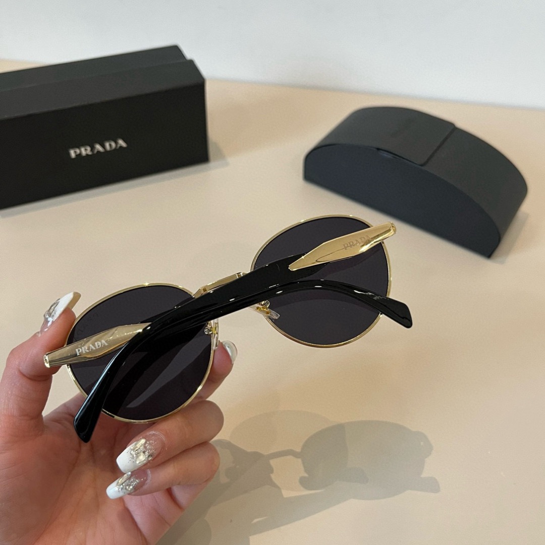 Prada Designer Sunglasses Men For Women Oval Frame Metal Mirror Legs Sunglasses Retro Small Frame Sexy Little Women Fashion Luxury Glasses With Box