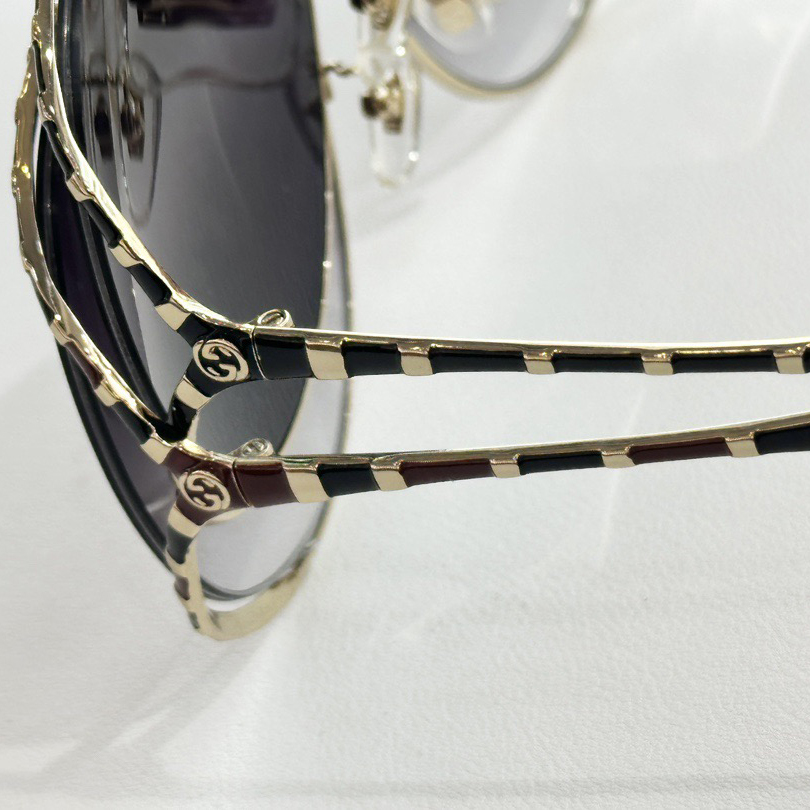 Gucci Designer Sunglasses For Women Luxury Mens Sunglasses Classic Rectangular Metal Frame Glasses Goggle Outdoor Beach Sun Protection Glasses Driving Sun Glasses