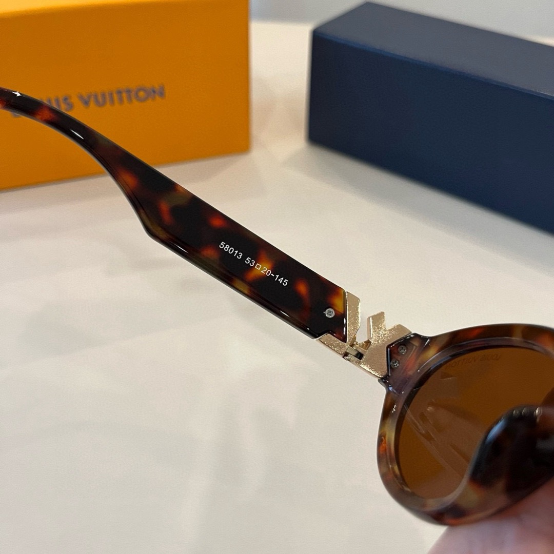 LV Designer Sunglasses Men For Women Oval Frame Mirror Sunglasses Retro Small Frame Sexy Little Women Fashion Luxury Glasses With Box